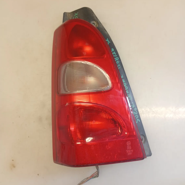 Faro posteriore sinistra Suzuki Wagon R+ 4×4 2002 G13BB