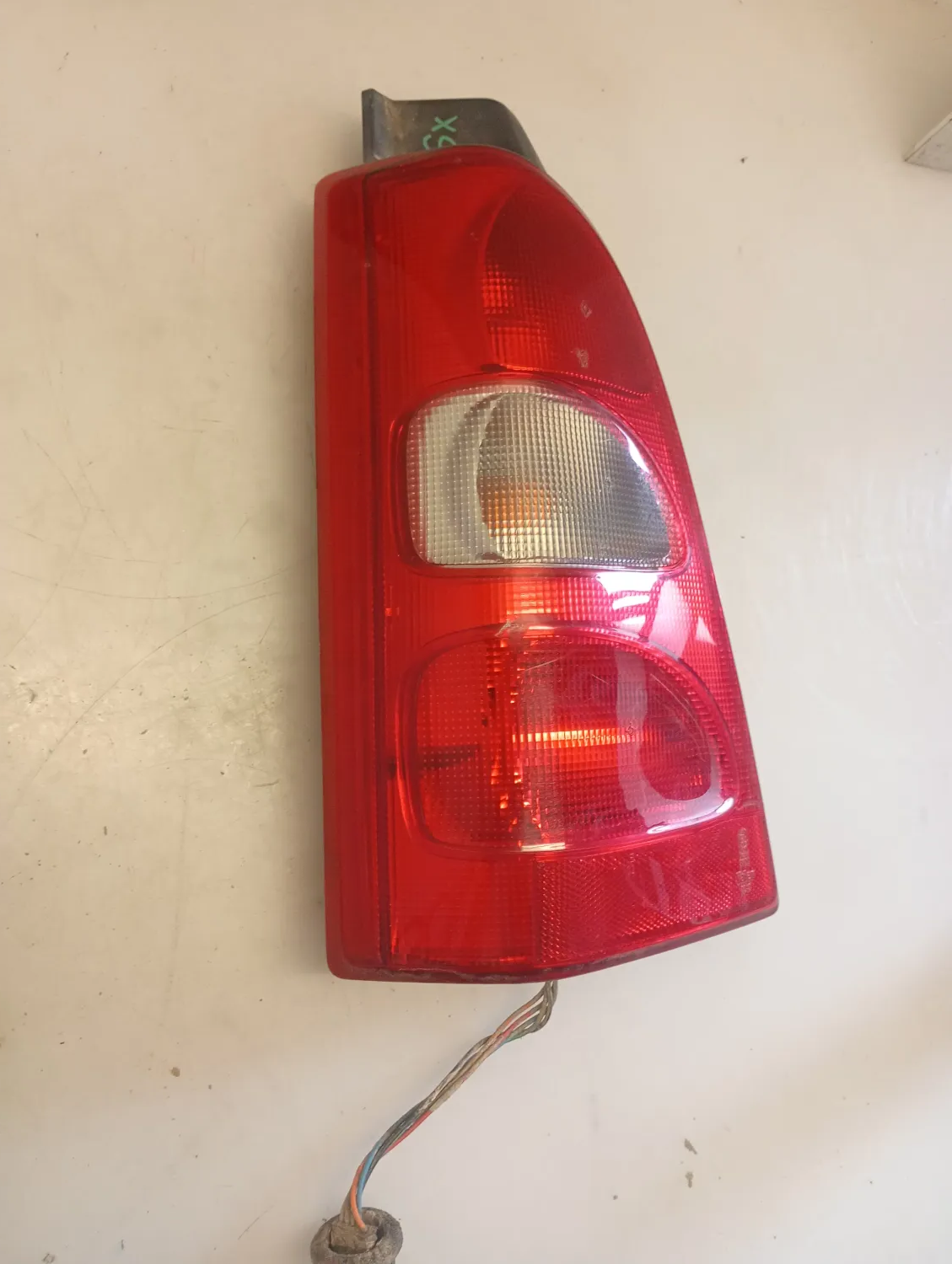 Faro posteriore sinistra Suzuki Wagon R+ 4×4 2002 G13BB