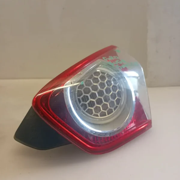 Faro posteriore int. destra Ford Kuga 4×4 (2008 – 2013) 2.0 100 KW diesel 1545446 G6DG