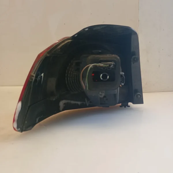 Faro posteriore est. destra Volkswagen Golf (2008 – oggi) 2.0 81 KW diesel 5K0945096N CBD