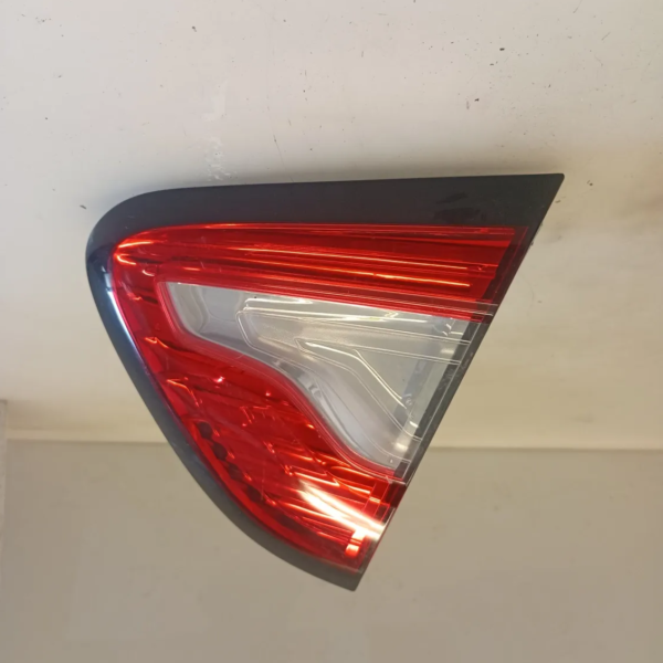 Faro posteriore int. destra Renault Captur (2013 – 2017) 1.5 66 KW diesel 265501712R K9K D6