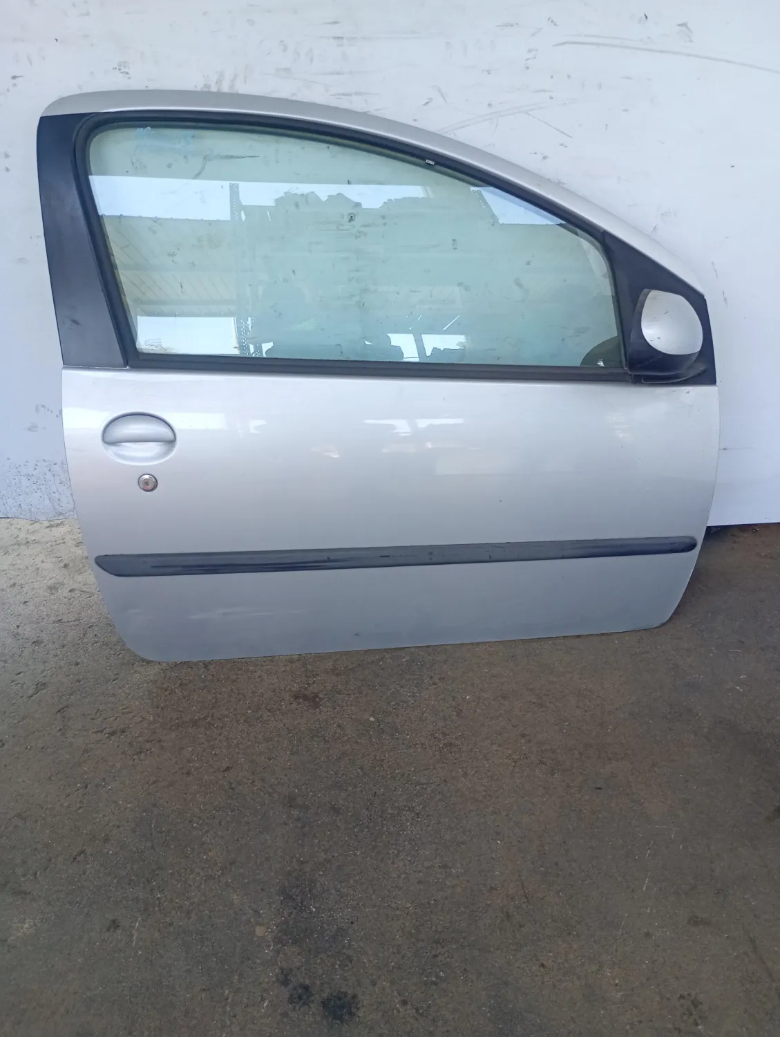 Porta anteriore destra Peugeot 107 (2005 – oggi) 1.0 50 KW benzina 1612543180 1KR