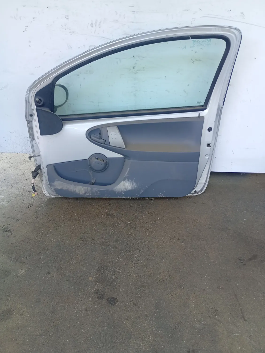 Porta anteriore destra Peugeot 107 (2005 – oggi) 1.0 50 KW benzina 1612543180 1KR
