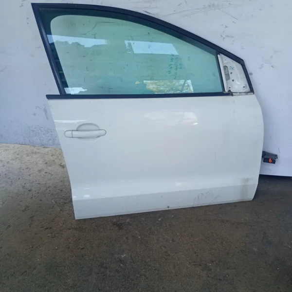Porta anteriore destra Volkswagen Polo (2009 – 2014) 1.2 44 KW benzina 6R3831056J CGP