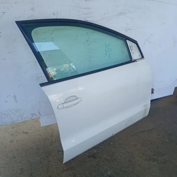 Porta anteriore destra Volkswagen Polo (2009 – 2014) 1.2 44 KW benzina 6R3831056J CGP
