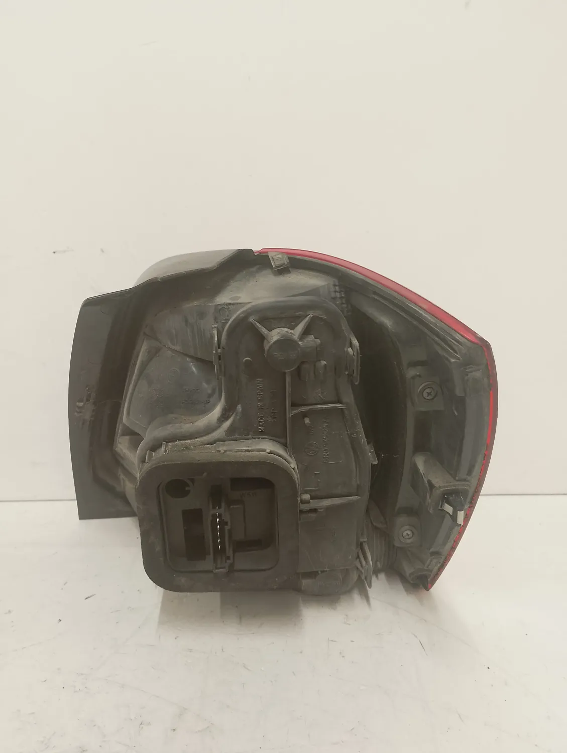 Faro posteriore sinistra Volkswagen Polo (2009 – 2014) 1.2 51 KW benzina 6R0945095AH CGP