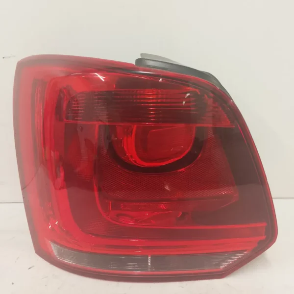 Faro posteriore sinistra Volkswagen Polo (2009 – 2014) 1.2 51 KW benzina 6R0945095AH CGP