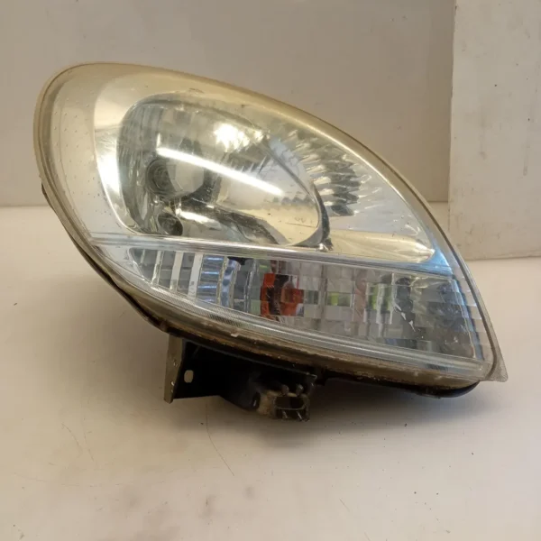 Faro ant. destra Renault Kangoo (1997 – 2003) 1.5 60 KW diesel 260105328R K9K B7