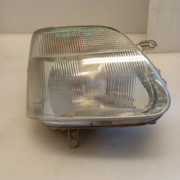 Faro ant. destra Suzuki Wagon R+ 4×4 2002 G13BB