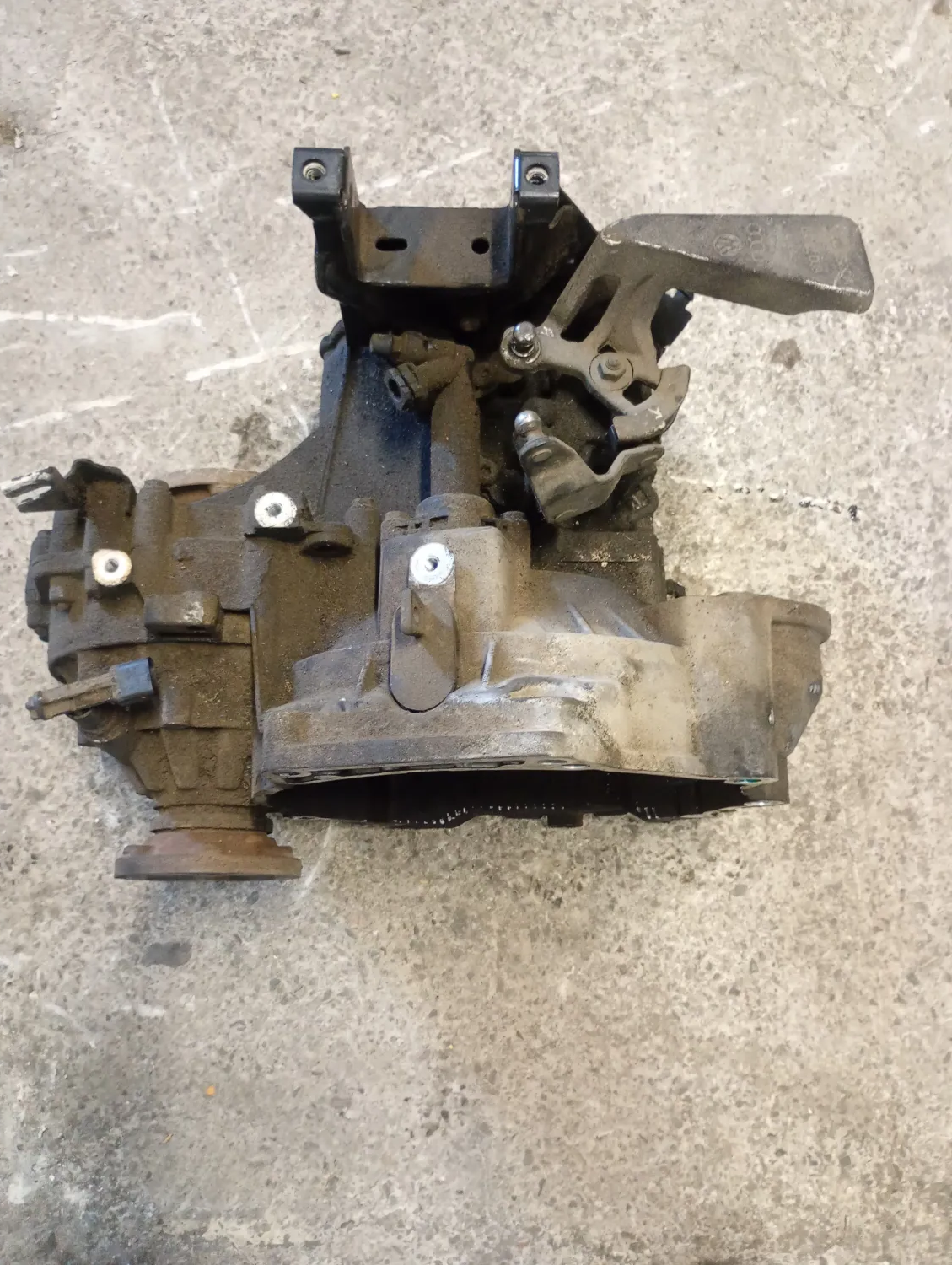 Cambio completo Volkswagen Polo (2001 – 2005) 1.4 55 KW diesel 02R300040PX AMF