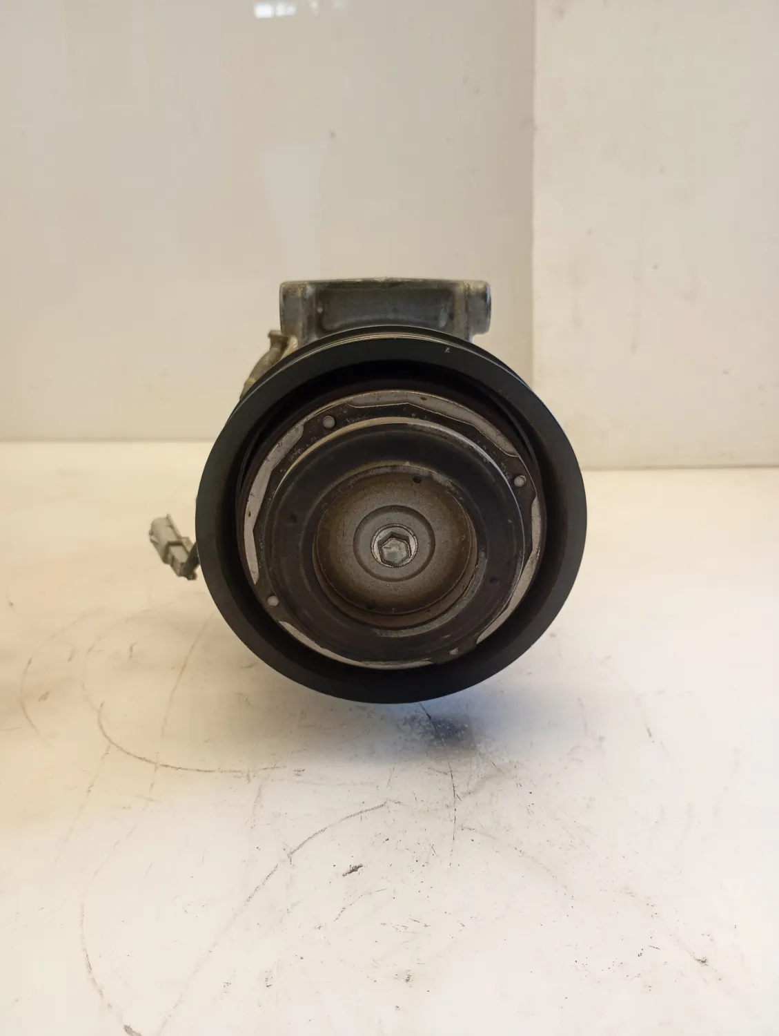 Compressore a/c Nissan Qashqai (2014 – 2018) 1.5 81 KW diesel 926004EA0A K9K