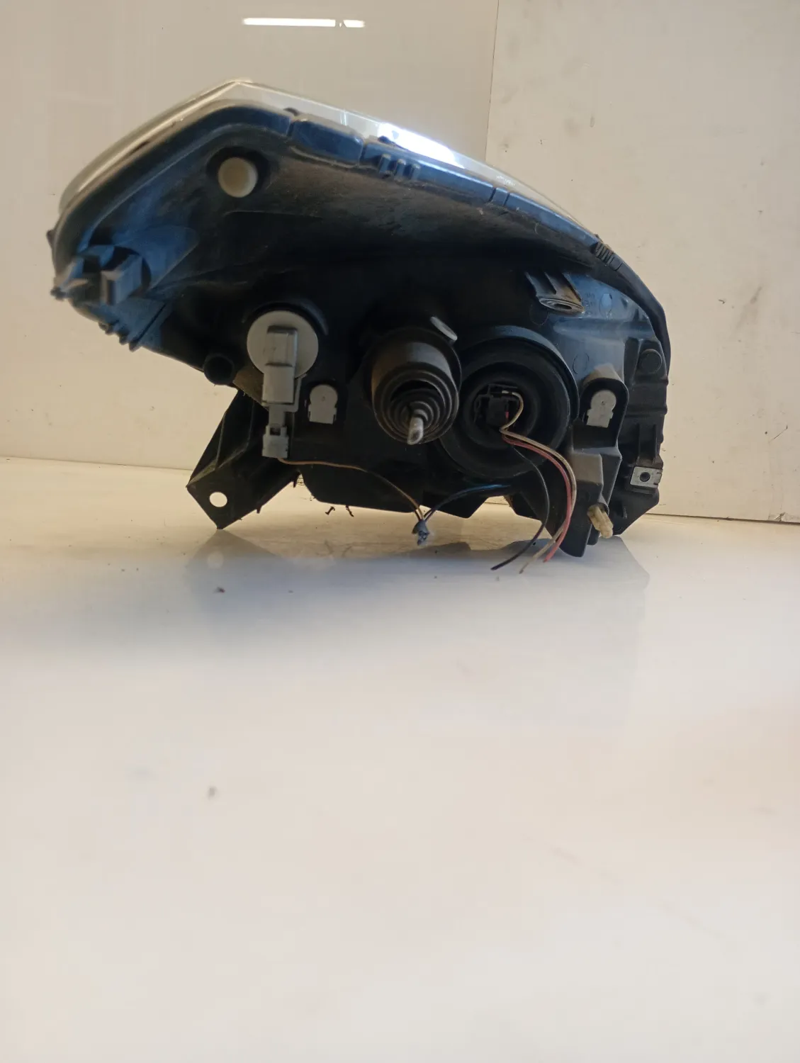 Faro ant. sinistra Dacia Sandero (2008 – 2013) 1.4 55 KW 8200733878 K7J A7
