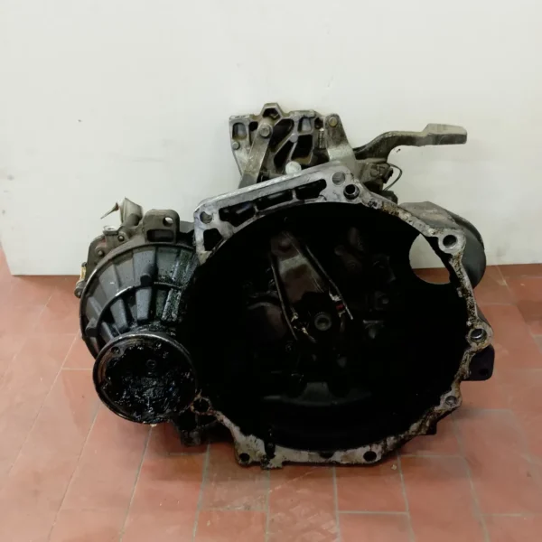 Cambio completo Volkswagen Golf Plus (2005 – 2009) 1.9 77 KW diesel 0A4300045FX BXE