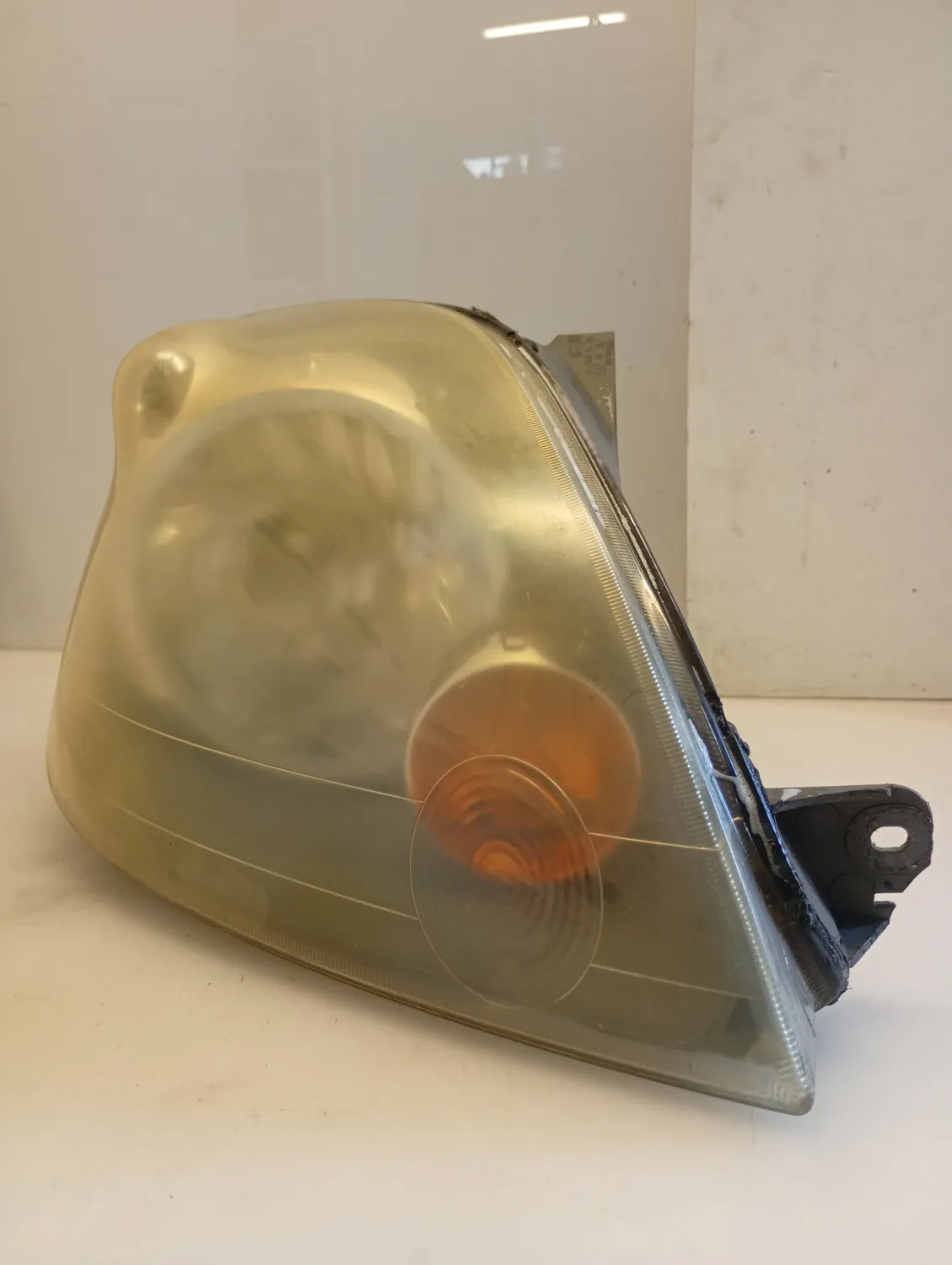 Faro Anteriore Esterno Destro Ford Fiesta (2005 – 2008) 1.2 55 KW benzina FUJA