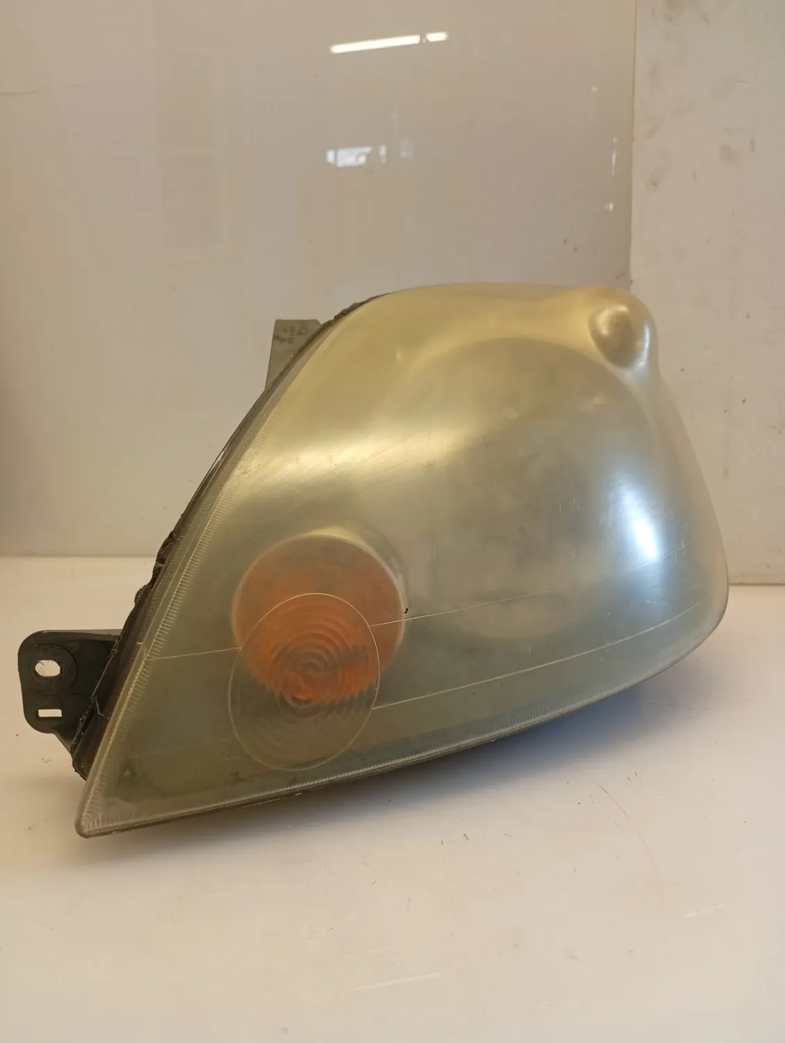 Faro Anteriore Esterno Sinistro Ford Fiesta (2005 – 2008) 1.2 55 KW benzina FUJA