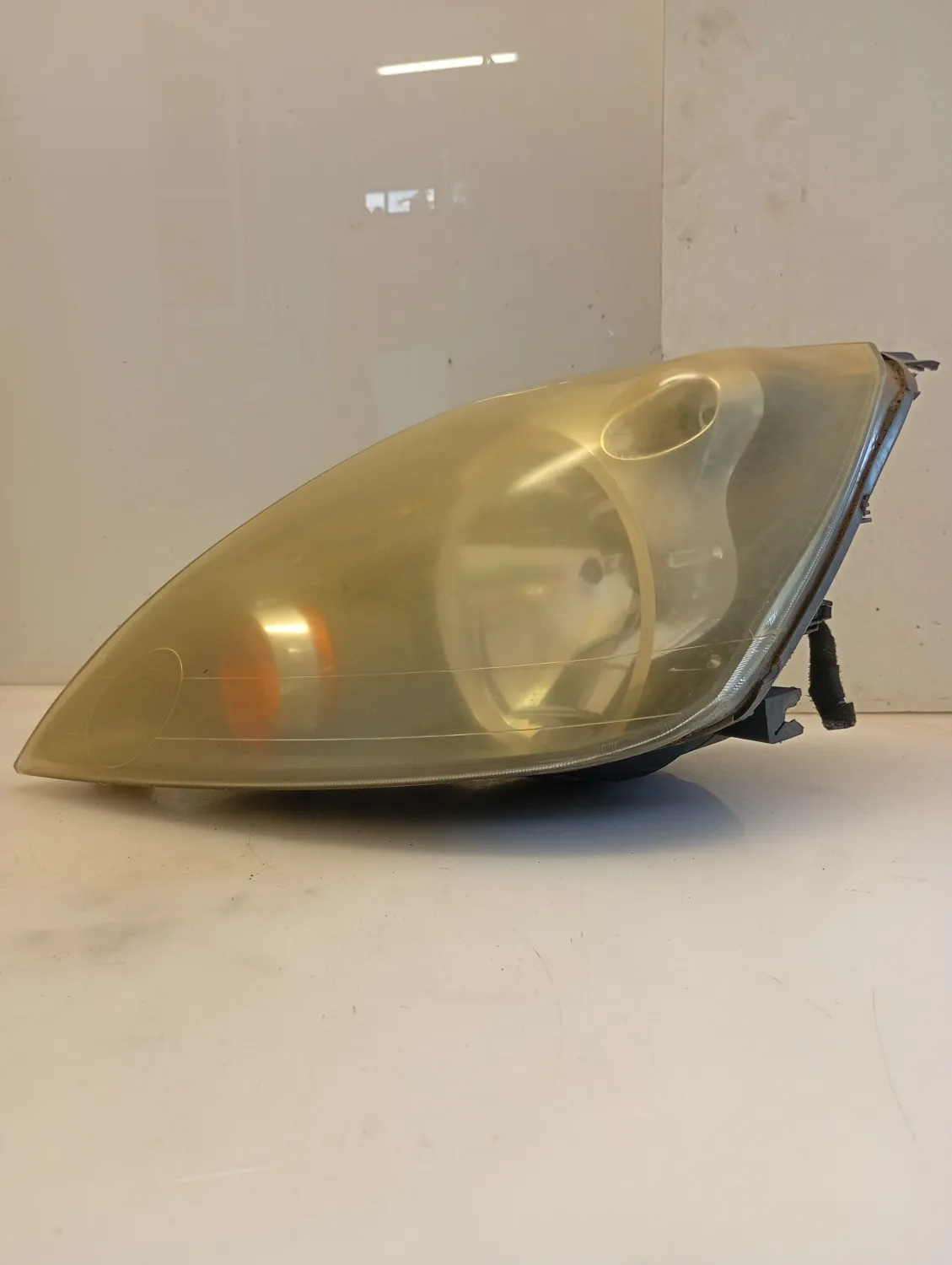 Faro Anteriore Esterno Sinistro Ford Fiesta (2005 – 2008) 1.2 55 KW benzina FUJA