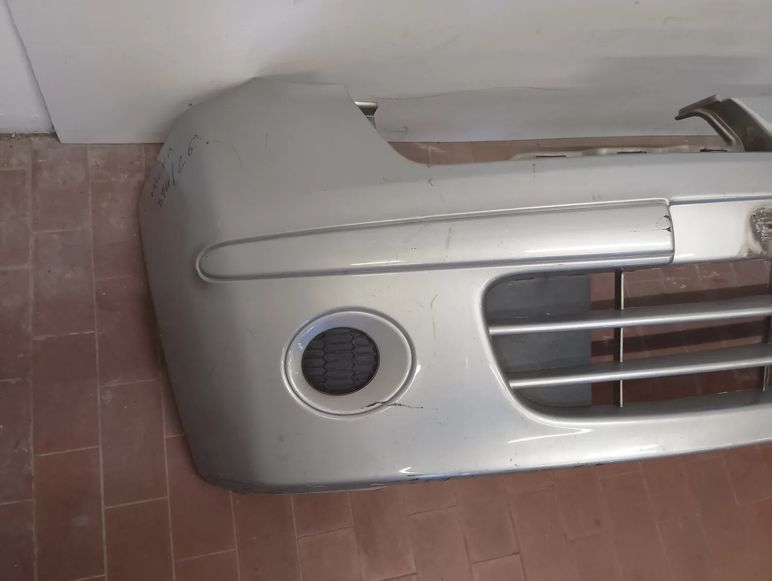 Paraurti anteriore Nissan Micra (2002 – 2006) 1.2 59 KW benzina 62022BD140 CR12