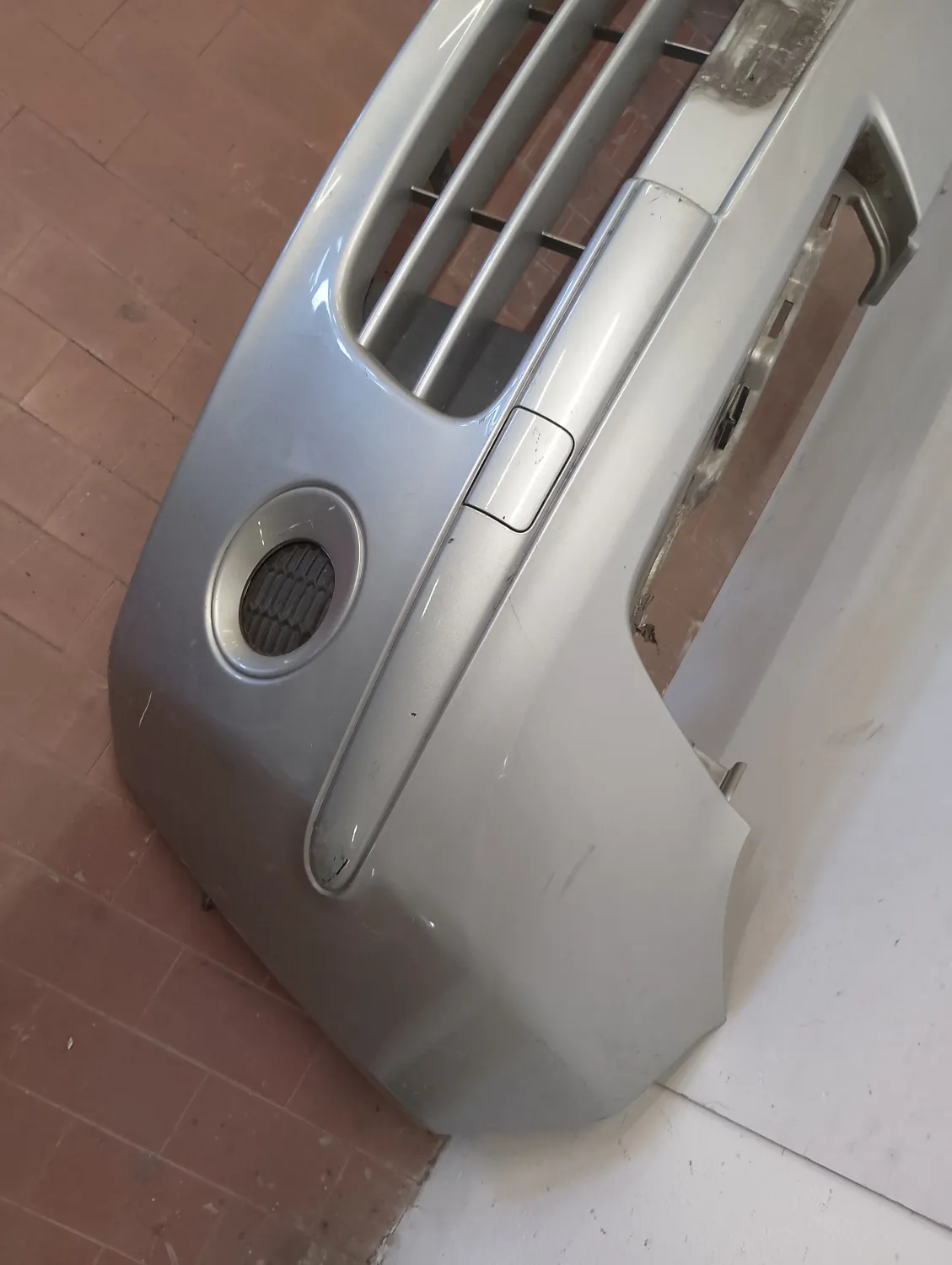Paraurti anteriore Nissan Micra (2002 – 2006) 1.2 59 KW benzina 62022BD140 CR12
