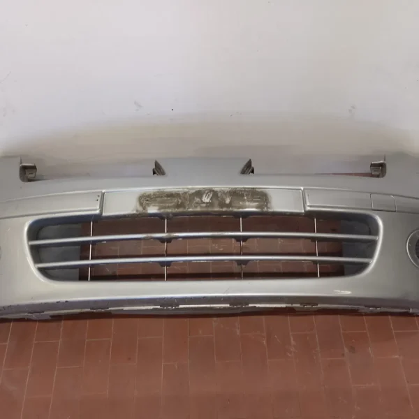 Paraurti anteriore Nissan Micra (2002 – 2006) 1.2 59 KW benzina 62022BD140 CR12
