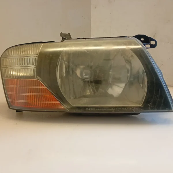 Faro ant. destra Mitsubishi Pajero (2000 – 2007) 3.2 121 KW diesel MR981270 4M41