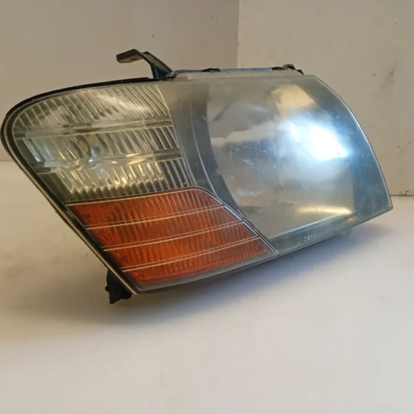 Faro ant. destra Mitsubishi Pajero (2000 – 2007) 3.2 121 KW diesel MR981270 4M41