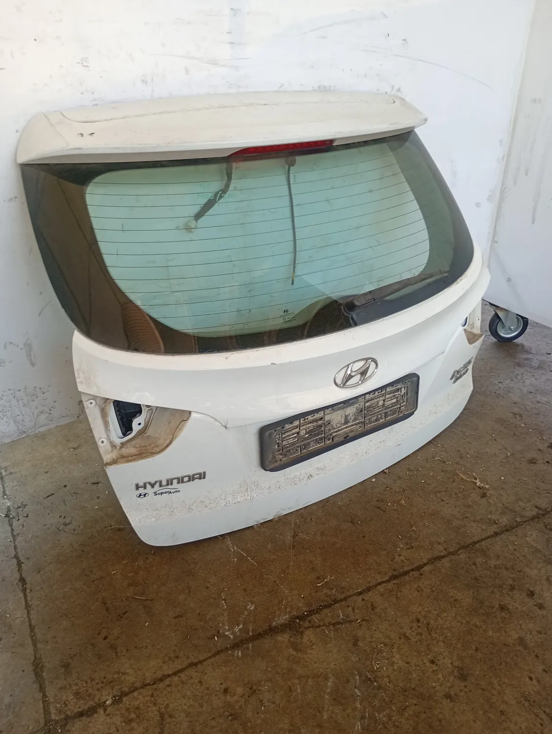 Portellone post. Hyundai Ix35 (2010 – 2015) 1.7 85 KW diesel 737002S030 D4FD