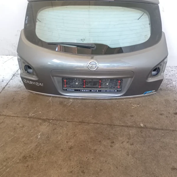 Portellone post. Nissan Qashqai (2010 – 2014) 1.6 96 KW diesel K0100BR0MB R9M