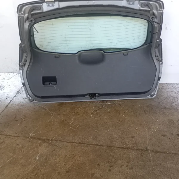Portellone post. Nissan Qashqai (2010 – 2014) 1.6 96 KW diesel K0100BR0MB R9M