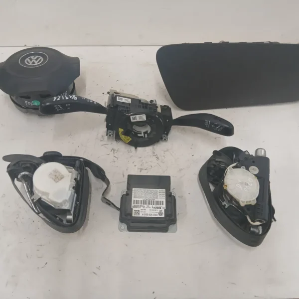 kit airbag Volkswagen Polo (2009 – 2014) 1.2 51 KW benzina CGP