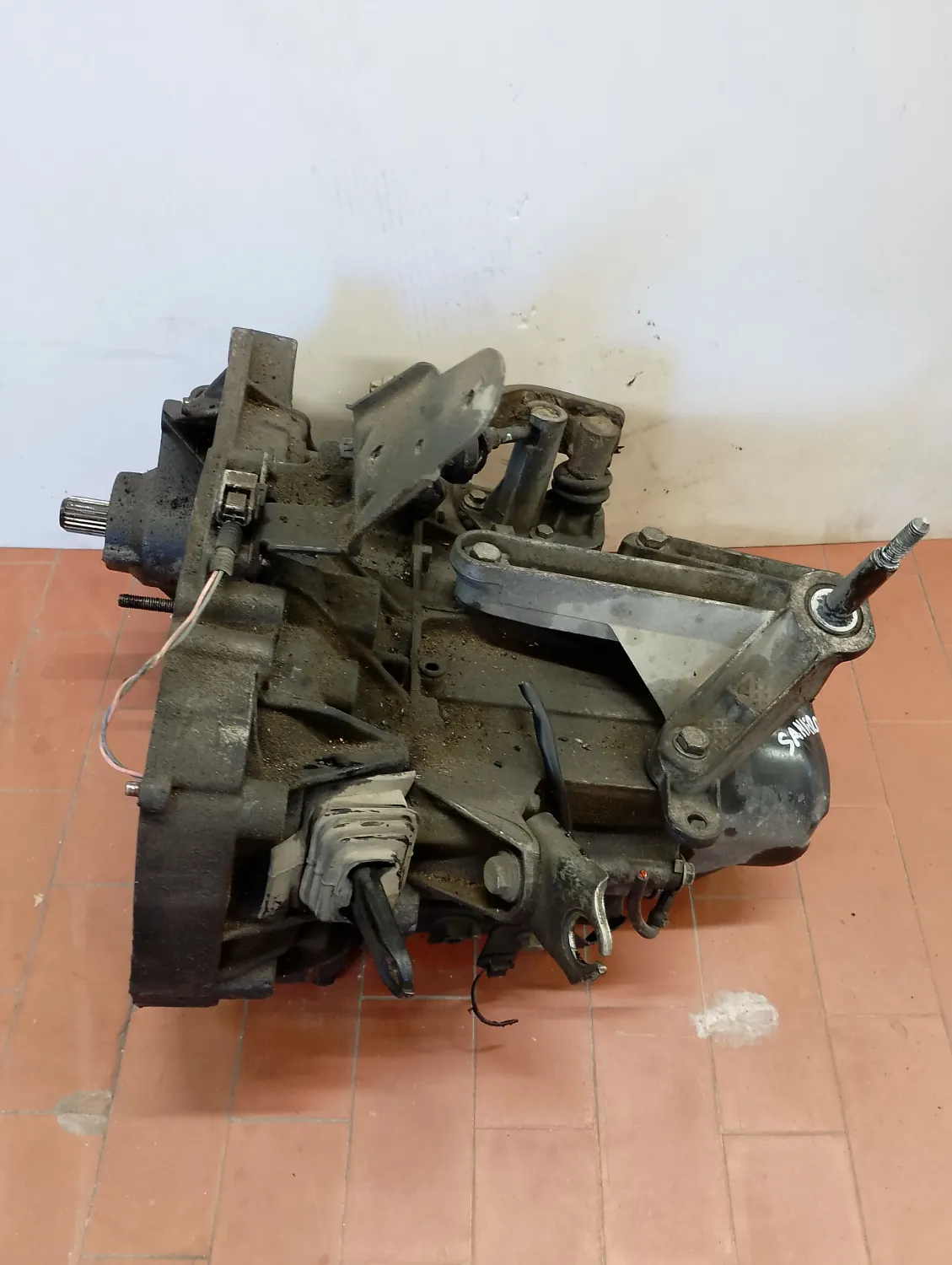 Cambio completo Dacia Sandero (2008 – 2013) 1.1 55 KW benzina 8201083812 D4F F7