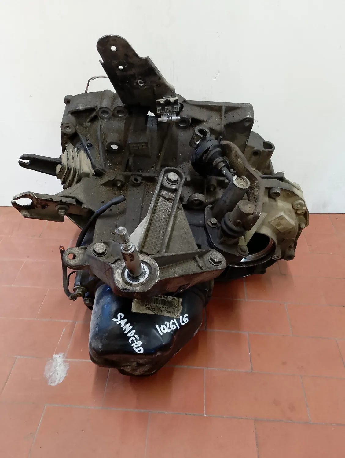 Cambio completo Dacia Sandero (2008 – 2013) 1.1 55 KW benzina 8201083812 D4F F7