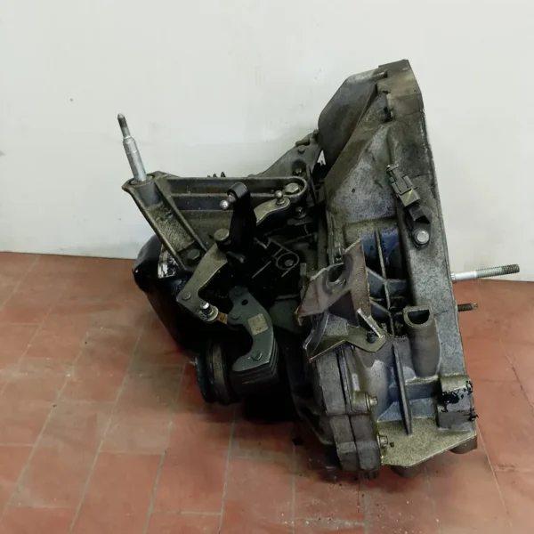 Cambio completo Renault Kangoo 3ª Serie 2013 67 KW K9K E8