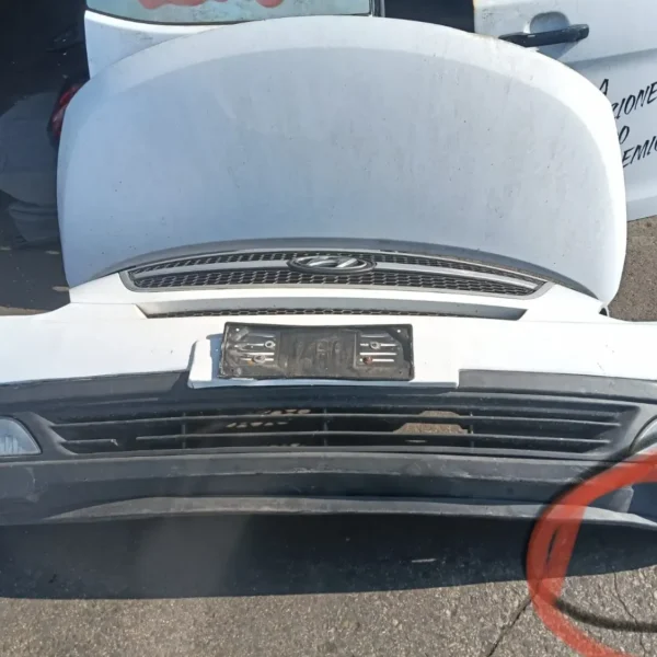 Paraurti anteriore Hyundai H-1 (2008 – 2013) 2.5 125 KW diesel D4CB