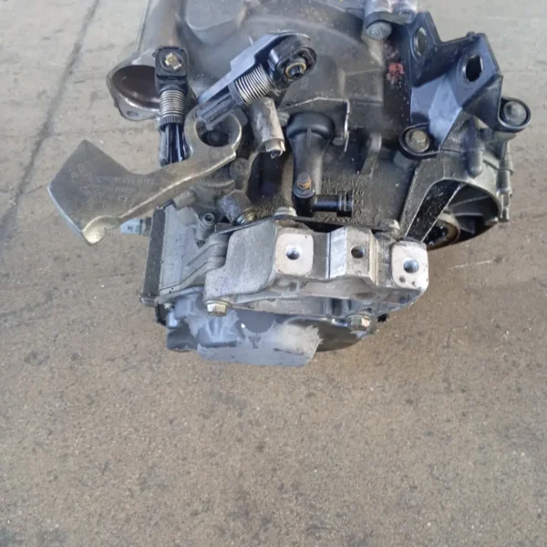 Cambio completo Volkswagen Golf (2003 – 2009) 1.6 75 KW benzina 0AF300042H BSE