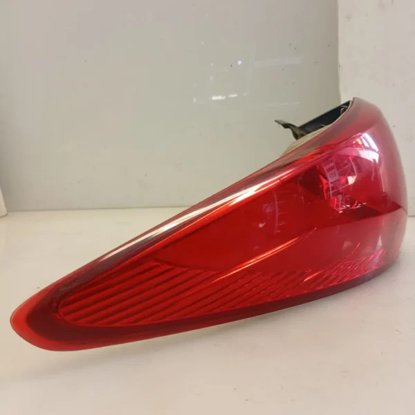Faro posteriore est. sinistra Hyundai Ix35 4×4 (2010 – 2015) 2.0 100 KW diesel 924012Y000 D4HA