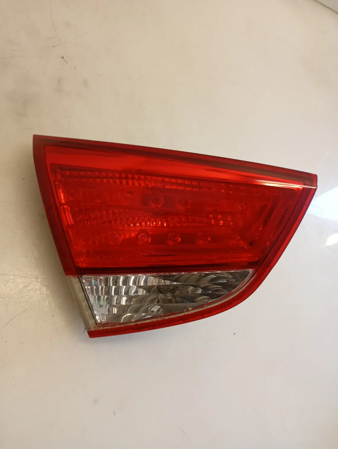 Faro posteriore int. sinistra Hyundai Ix35 4×4 (2010 – 2015) 2.0 100 KW diesel 924052Y000 D4HA