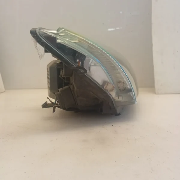 Faro ant. destra Ford Focus (2004 – 2008) 1.6 66 KW diesel 1480985 HHDA