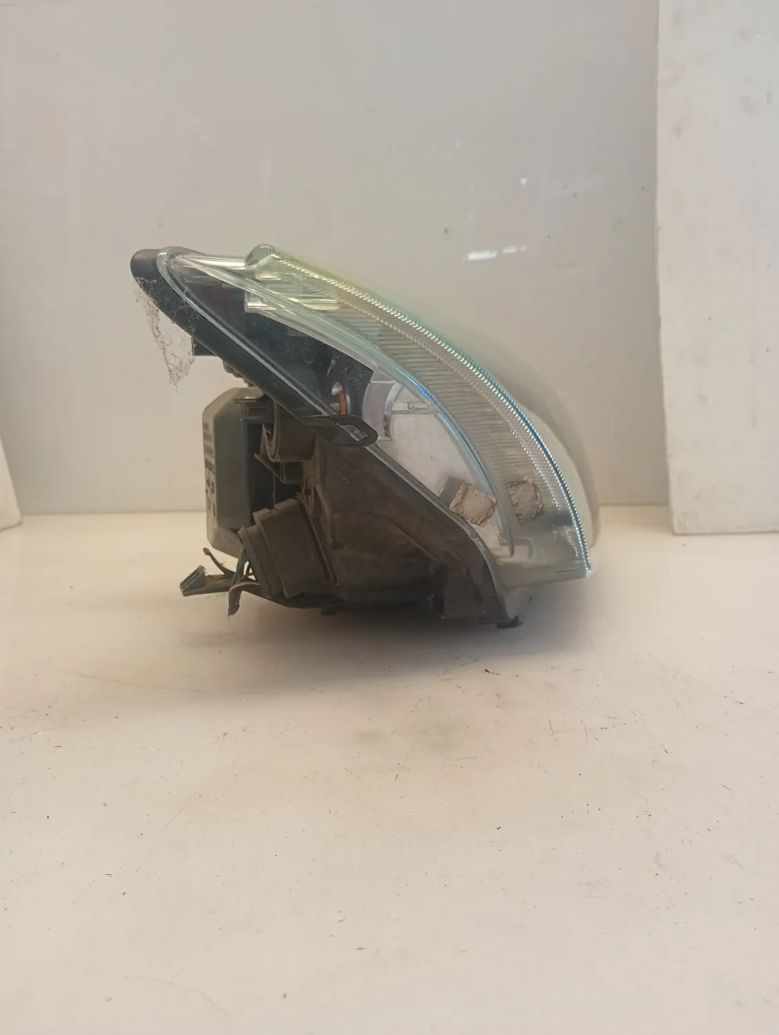 Faro ant. destra Ford Focus (2004 – 2008) 1.6 66 KW diesel 1480985 HHDA