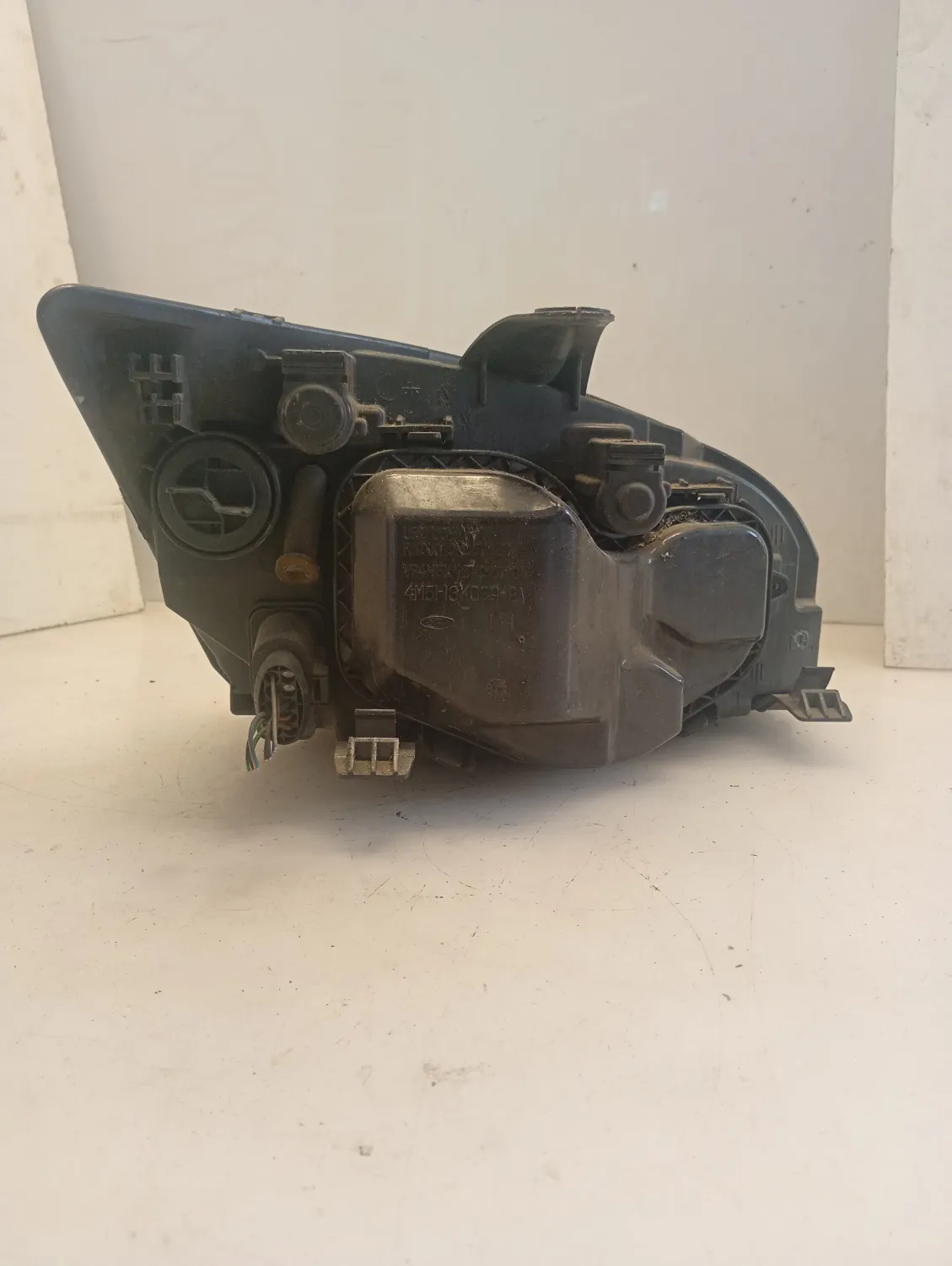 Faro ant. sinistra Ford Focus (2004 – 2008) 1.6 66 KW diesel 1480996 HHDA