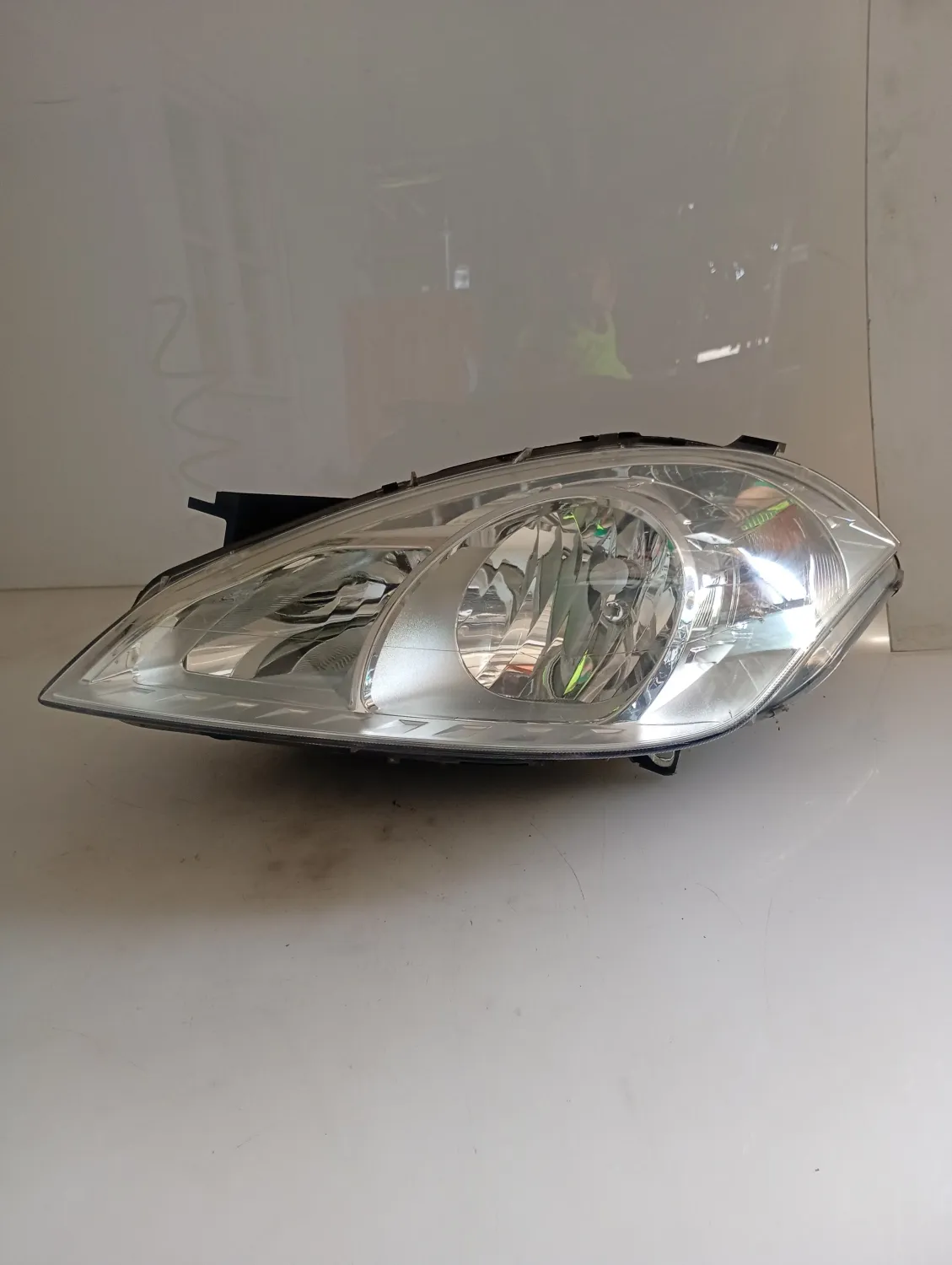 Faro ant. sinistro Mercedes benz Classe A (2004 – 2013) 1.5 70 KW benzina A1698205761 266920