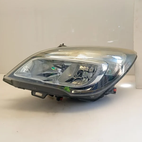 Faro ant. sinistra Opel Meriva (2010 – oggi) 1.6 70 KW diesel 13379833 B16DTL