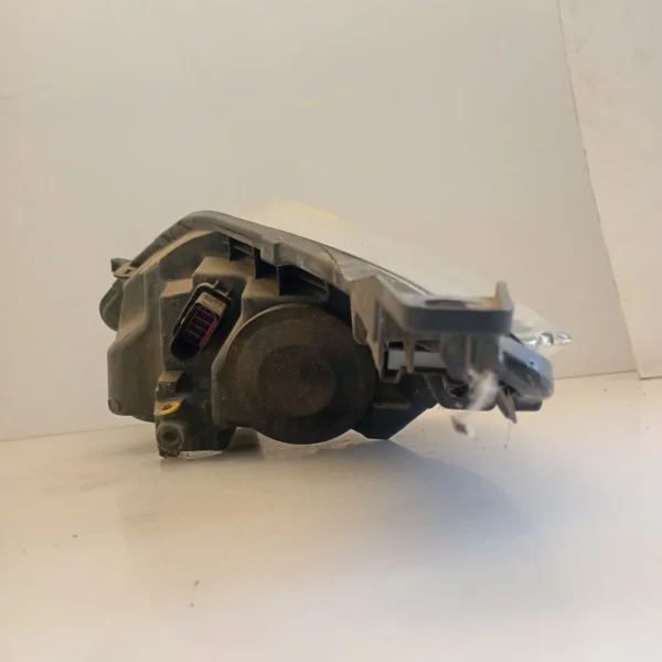 Faro ant. destro Ford Fiesta (2008 – 2013) 1.4 50 KW diesel 1734613 F6JD