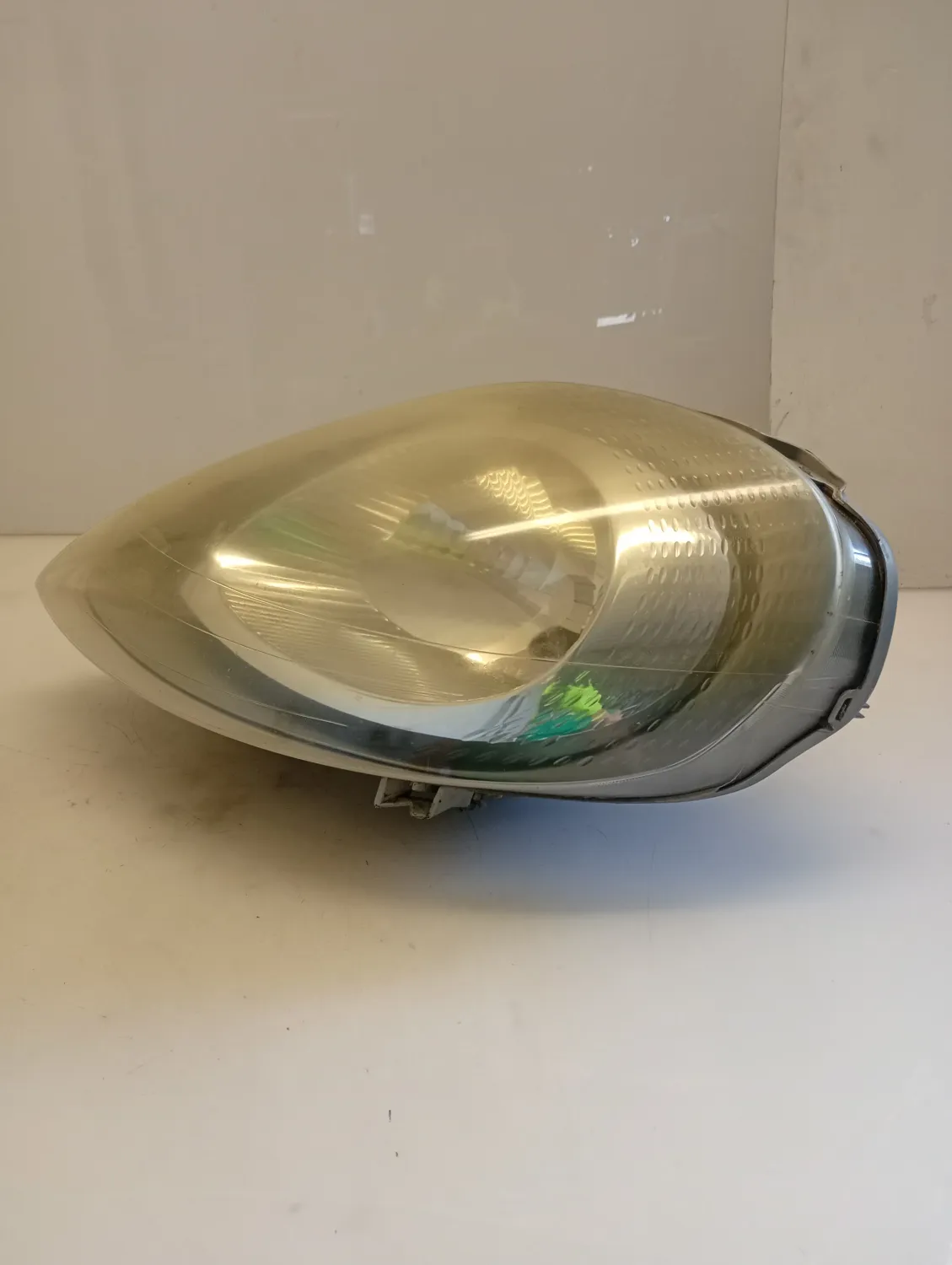 Faro ant. sinistro Renault Trafic (2001 – 2006) 1.9 74 KW diesel 7700311371 G9U B7