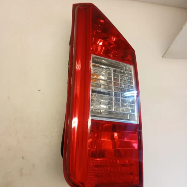 Faro posteriore sinistro Fiat Idea (2003 – 2010) 1.4 70 KW benzina 46829509 843A1000