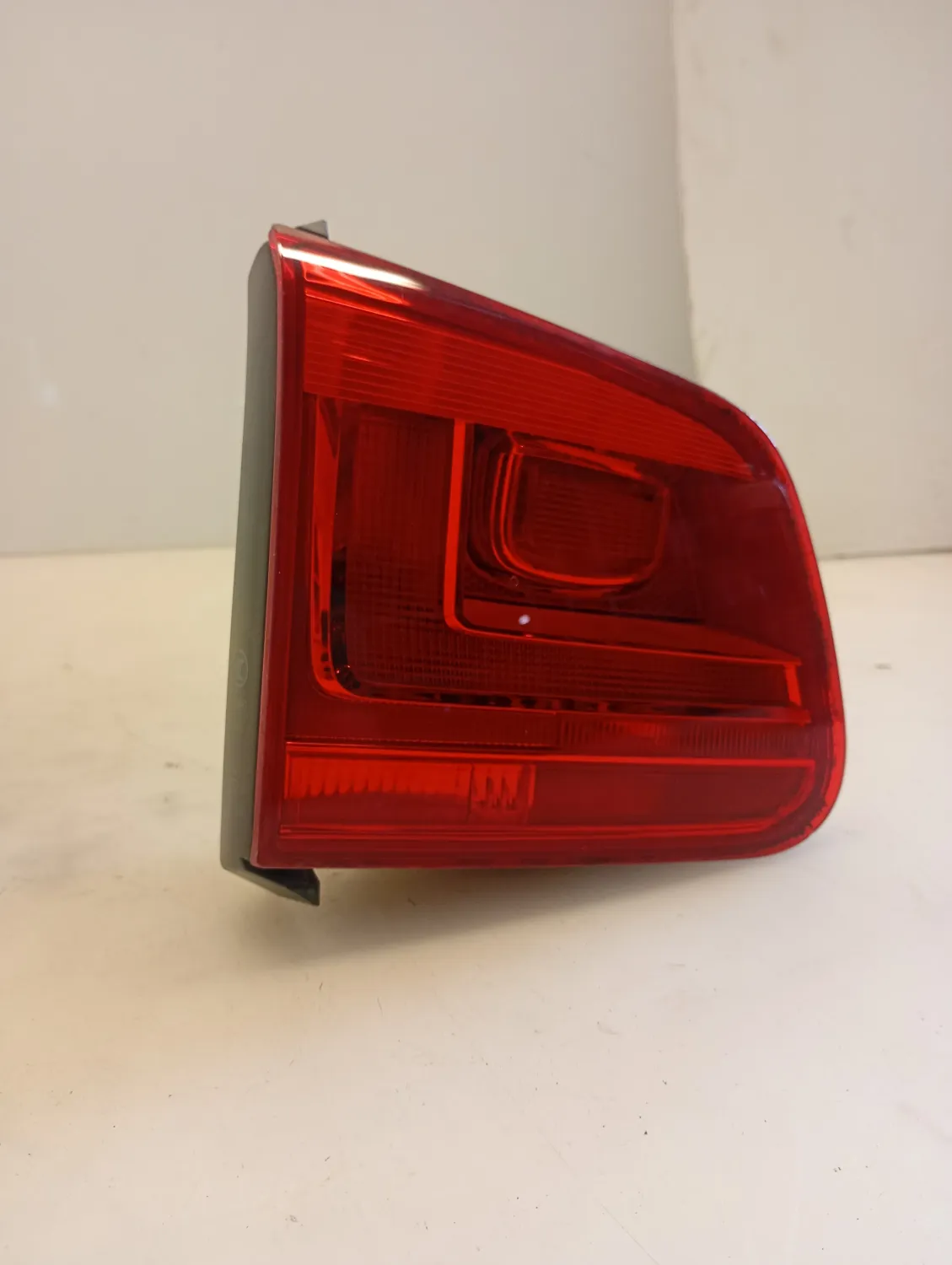 Faro posteriore int. sinistro Volkswagen Tiguan (2011 – 2016) 2.0 103 KW diesel 5N0945093J CFF