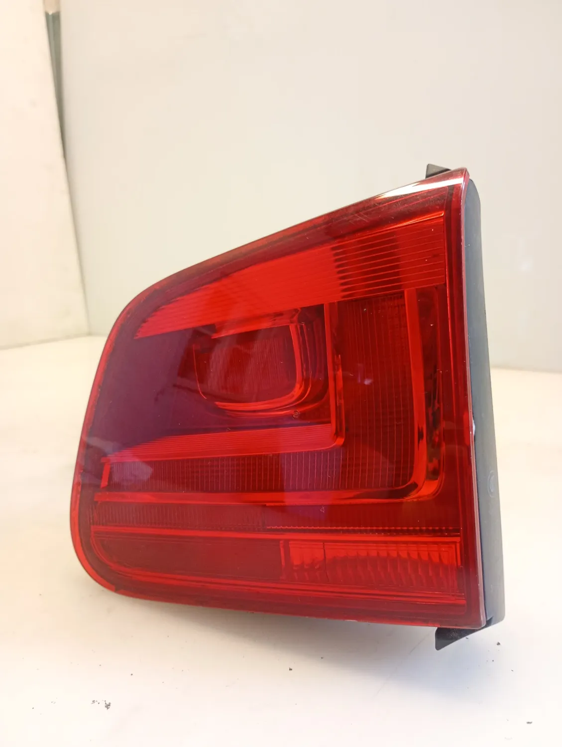 Faro posteriore int. destro Volkswagen Tiguan (2011 – 2016) 2.0 103 KW diesel 5N0945094J CFF