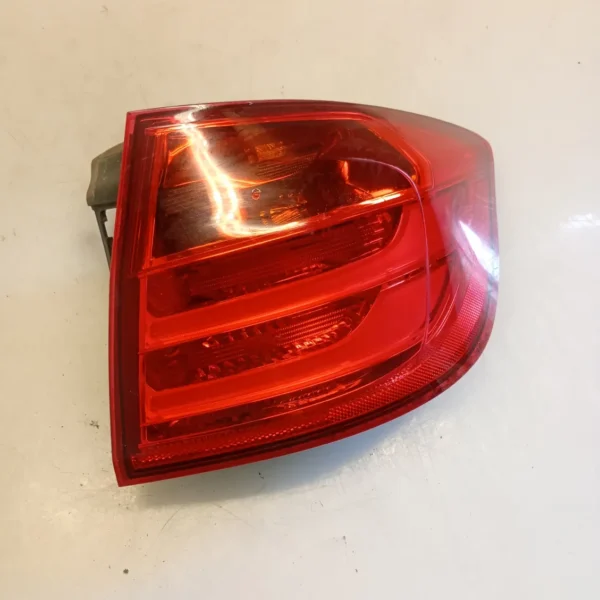 Faro posteriore est. destro Bmw Serie 3 (2012 – oggi) 2.0 135 KW diesel 63217429728 N47D20C