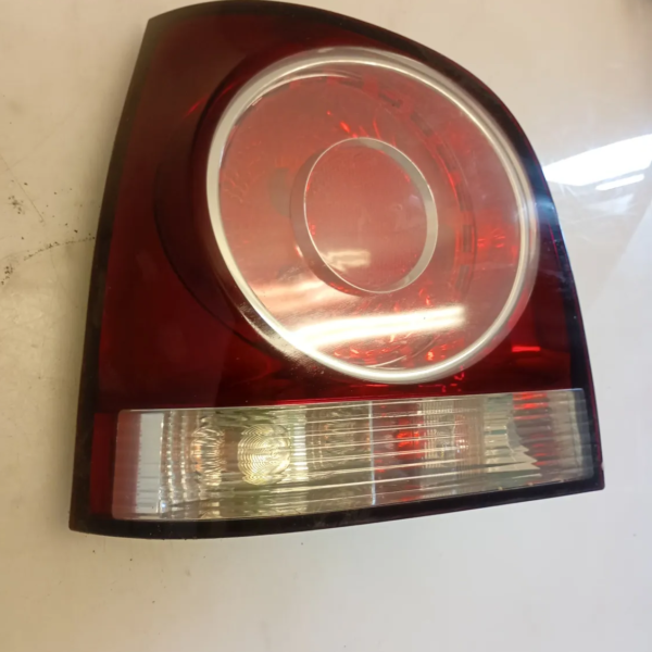 Faro posteriore sinistro Volkswagen Polo (2005 – oggi) 1.4 59 KW benzina 6Q6945095AB BUD
