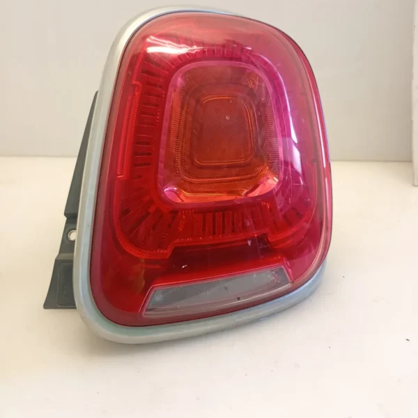 Faro posteriore destra Fiat 500x (2014 – 2019) 1.6 88 KW diesel 52022739 55260384