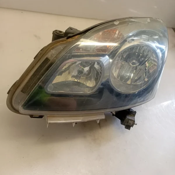 Faro ant. sinistro Renault Koleos 4×4 (2008 – oggi) 2.0 110 KW diesel 26075JY40A M9R Z8